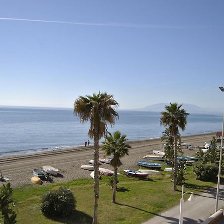 Apartamento Frente Al Mar,Primera Linea Rincón de la Victoria Eksteriør billede